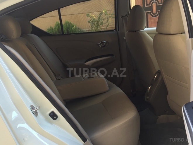 Nissan Sunny 2015, 21,800 km - 1.5 л - Bakı