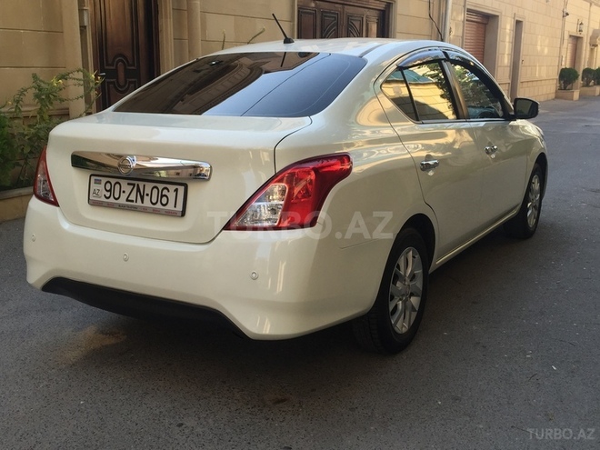 Nissan Sunny 2015, 21,800 km - 1.5 л - Bakı