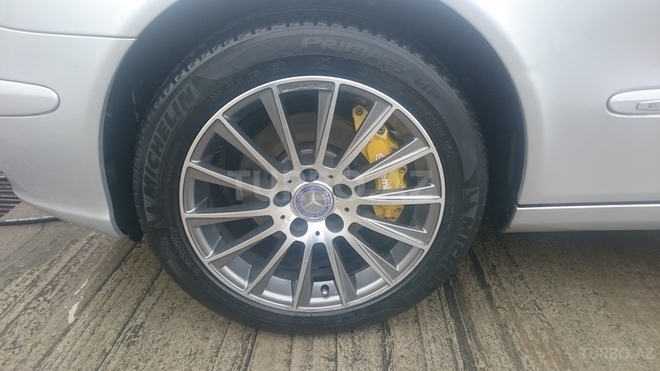 Mercedes E 220 2002, 30,000 km - 2.2 л - Bakı