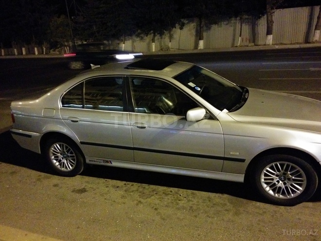 BMW 525 2001, 106,000 km - 2.5 l - Bakı