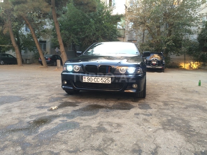 BMW 525 2003, 210,000 km - 2.5 л - Bakı