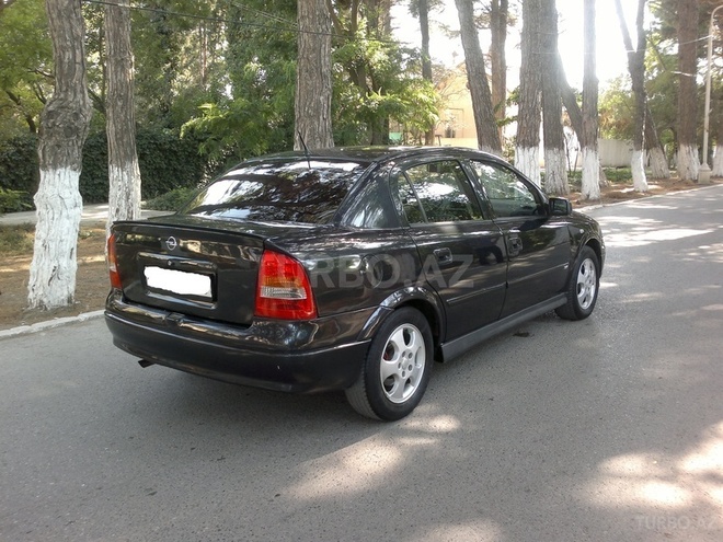 Opel Astra 1998, 126,000 km - 2.0 л - Sumqayıt
