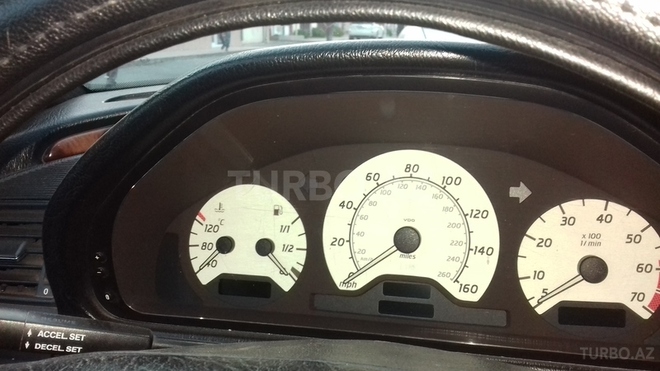 Mercedes C 230 1999, 145,548 km - 2.3 l - Bakı