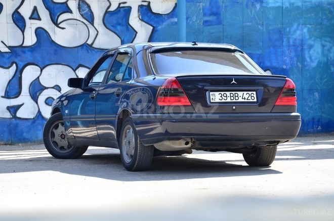 Mercedes C 180 1994, 286,000 km - 1.8 l - Sumqayıt