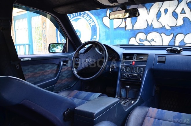 Mercedes C 180 1994, 286,000 km - 1.8 l - Sumqayıt