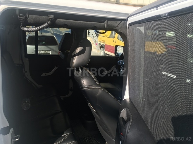 Jeep Wrangler 2014, 24,000 km - 3.6 l - Bakı