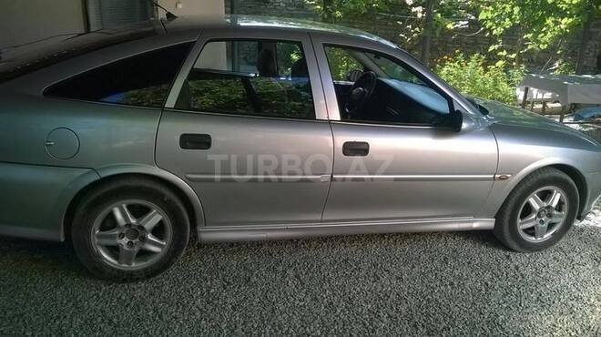 Opel Vectra 2000, 266,070 km - 2.0 л - Şamaxı