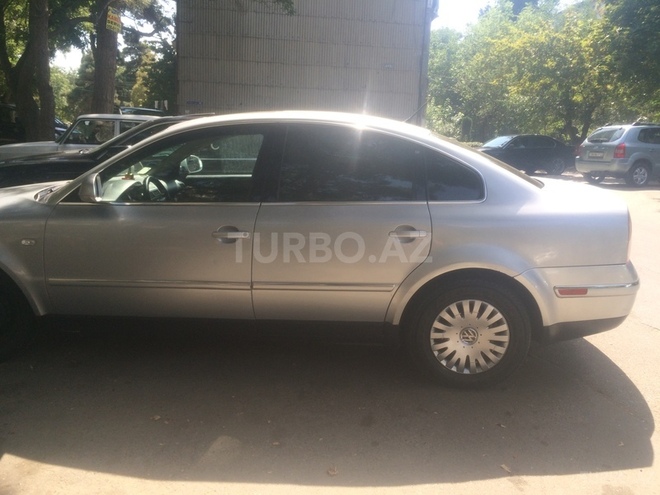 Volkswagen Passat 2002, 128,000 km - 1.8 l - Bakı