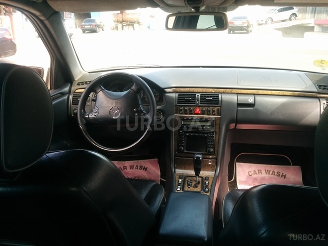 Mercedes E 270 1999, 240,000 km - 2.7 л - Bakı