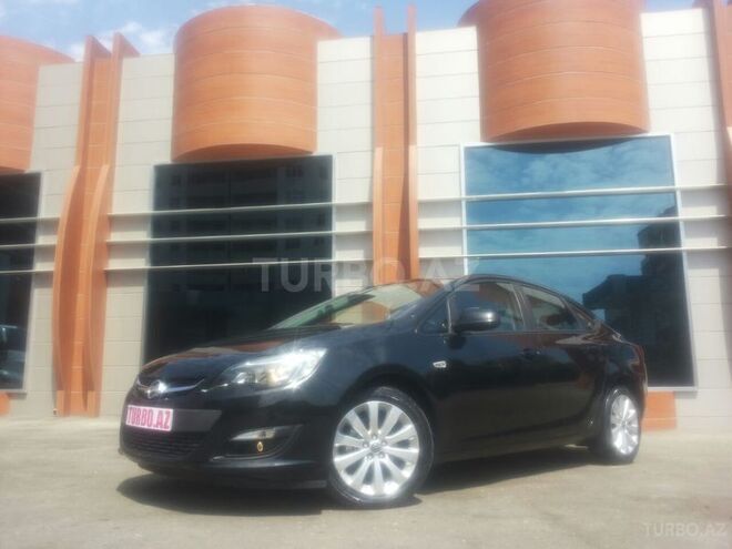 Opel Astra 2013, 45,000 km - 1.6 l - Bakı