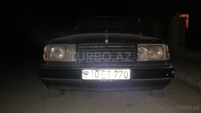 Mercedes E 230 1991, 389,307 km - 2.3 l - Bakı