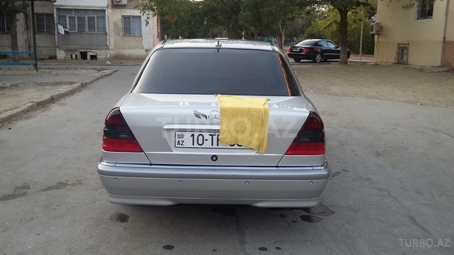 Mercedes C 200 1997, 278,000 km - 2.0 l - Bakı