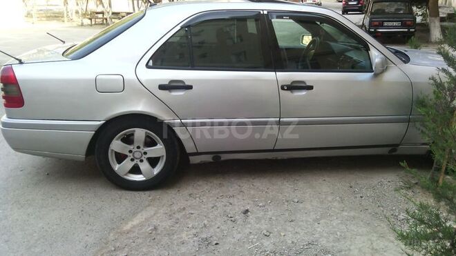Mercedes C 200 1993, 293,000 km - 2.2 l - Sumqayıt