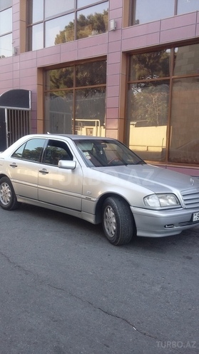 Mercedes C 240 1997, 330,000 km - 2.4 l - Bakı