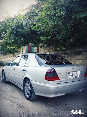 Mercedes C 230 1998, 220,000 km - 2.3 l - Qusar