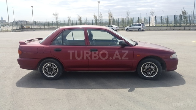 Mitsubishi Lancer 1993, 500,000 km - 1.5 l - Bakı