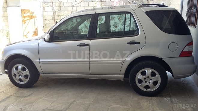 Mercedes ML 320 2002, 165,000 km - 3.2 l - Bakı