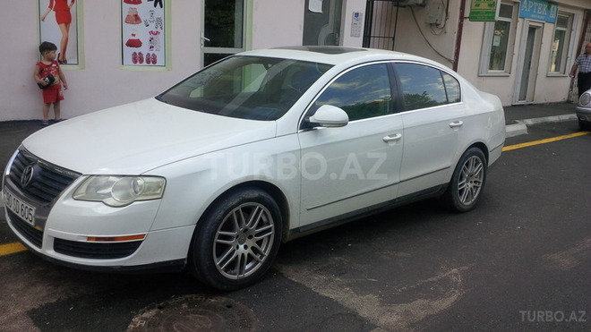 Volkswagen Passat 2005, 2,103,546 km - 2.0 l - Bakı