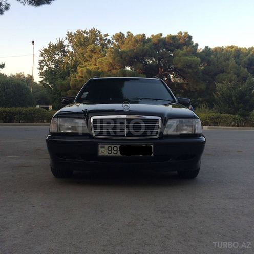Mercedes C 220 1999, 195,000 km - 2.2 л - Bakı