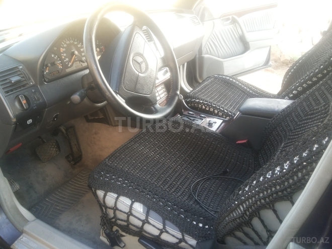 Mercedes C 250 1996, 27,000 km - 2.5 l - Bakı