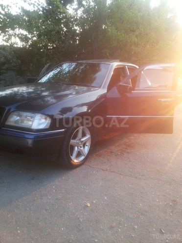 Mercedes C 250 1996, 27,000 km - 2.5 l - Bakı