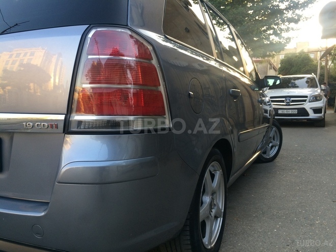 Opel Zafira 2006, 192,500 km - 1.9 л - Bakı