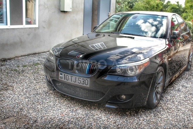 BMW 530 2006, 176,000 km - 3.0 л - Bakı