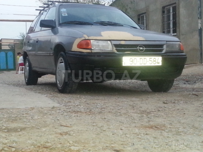 Opel Astra 1993, 150,000 km - 0.2 l - Bakı