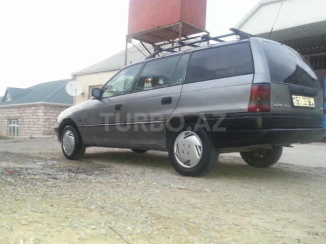 Opel Astra 1993, 150,000 km - 0.2 l - Bakı
