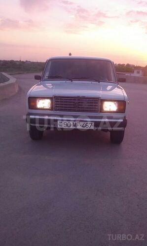 LADA (VAZ) 2107 2011, 70,000 km - 1.6 л - Salyan