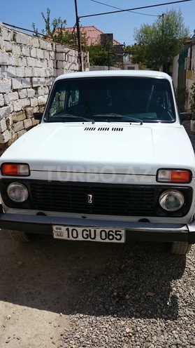 LADA (VAZ) Niva 2000, 200,000 km - 1.7 l - Salyan