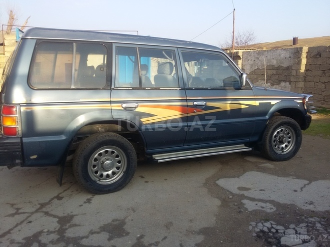 Mitsubishi Pajero 1994, 400,000 km - 2.5 l - Bakı
