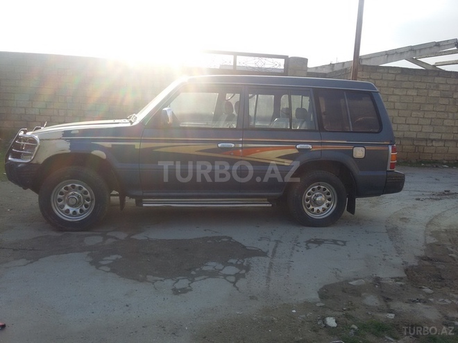 Mitsubishi Pajero 1994, 400,000 km - 2.5 l - Bakı