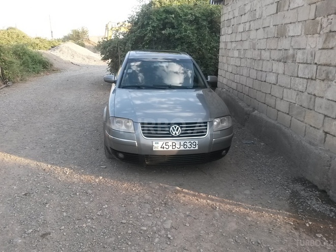 Volkswagen Passat 2002, 215,000 km - 1.8 l - Sumqayıt