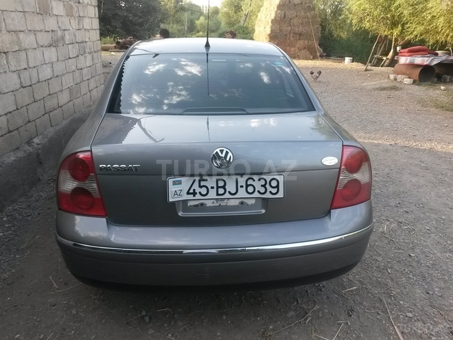Volkswagen Passat 2002, 215,000 km - 1.8 l - Sumqayıt
