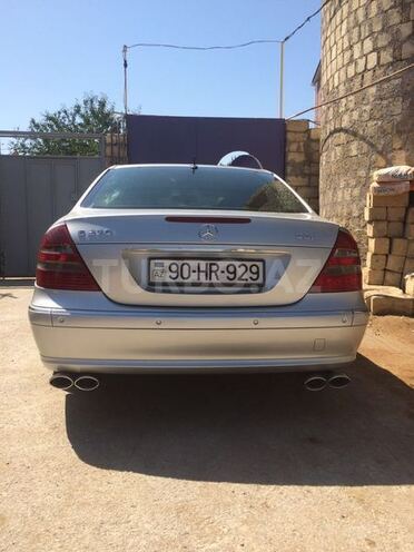 Mercedes E 270 2003, 253,000 km - 2.7 l - Bakı