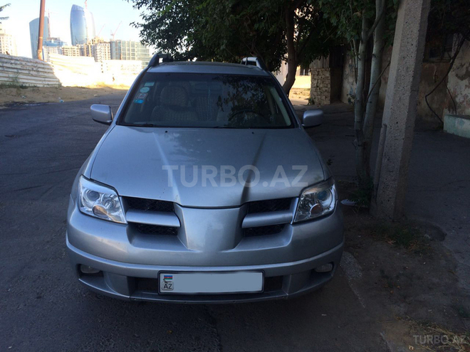 Mitsubishi Outlander 2004, 236,561 km - 2.4 л - Bakı