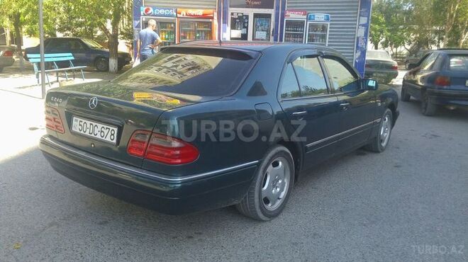Mercedes E 240 1998, 250,000 km - 2.4 l - Sumqayıt