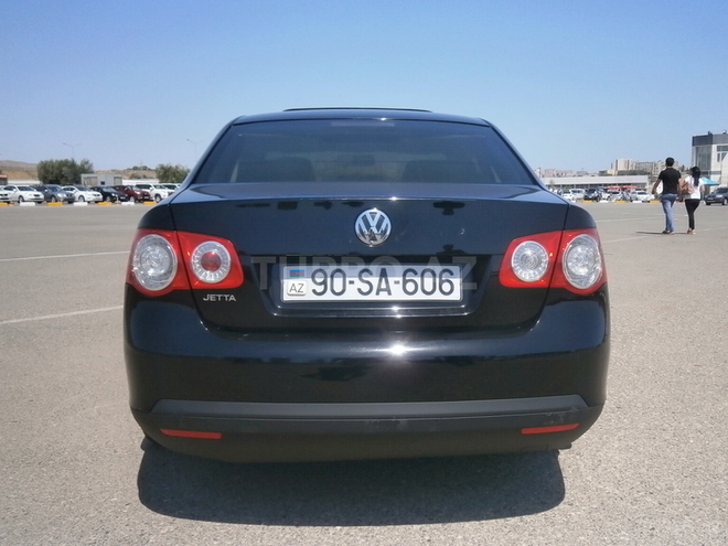 Volkswagen Jetta 2010, 107,000 km - 1.6 l - Bakı