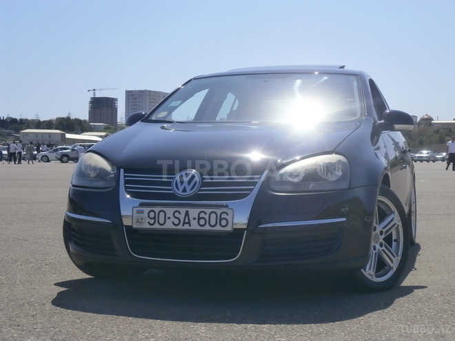 Volkswagen Jetta 2010, 107,000 km - 1.6 l - Bakı