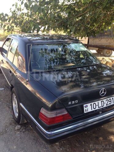 Mercedes E 230 1987, 310,059 km - 2.3 л - Bakı