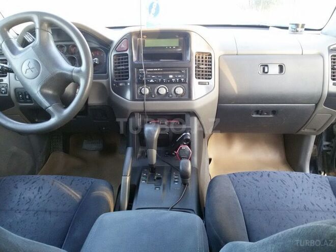 Mitsubishi Pajero 2001, 226,000 km - 3.2 l - Qusar