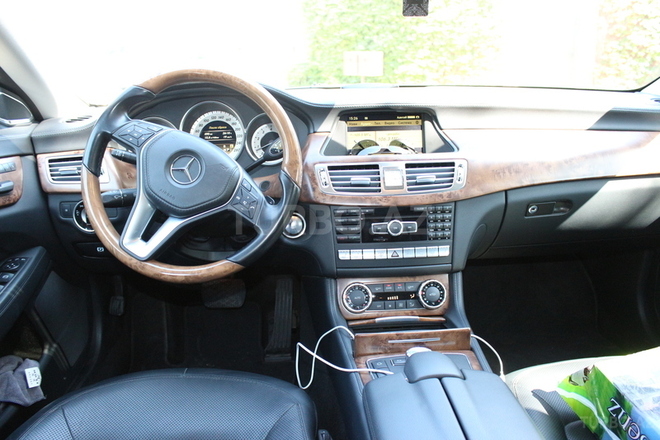 Mercedes CLS 350 2012, 47,000 km - 3.5 л - Bakı