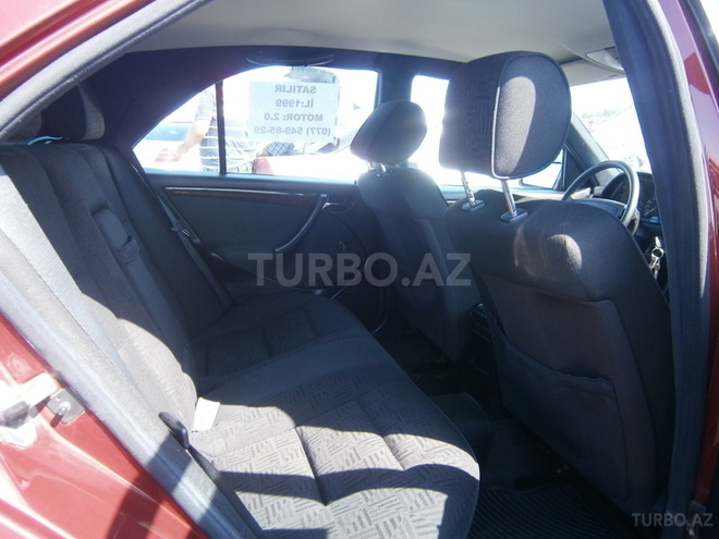 Mercedes C 200 1999, 260,000 km - 2.0 л - Bakı