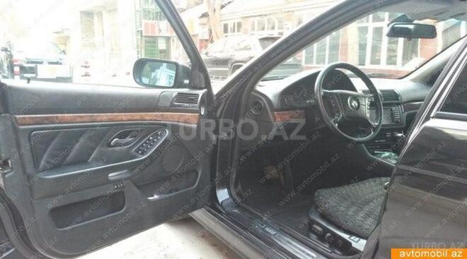 BMW 540 2001, 290,000 km - 4.4 l - Bakı