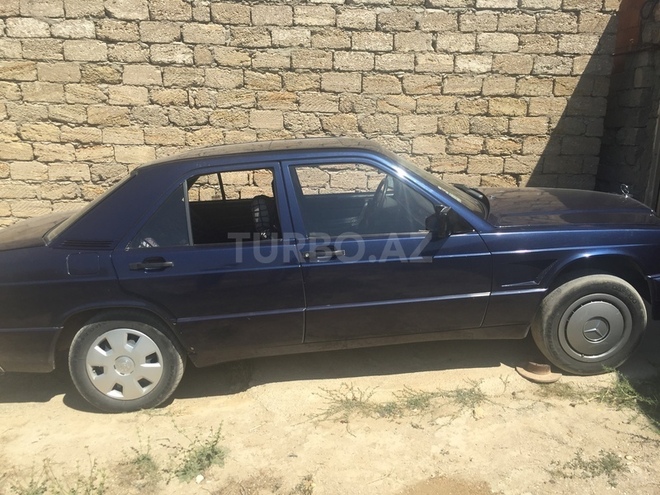 Mercedes 190 1987, 250,000 km - 2.0 л - Bakı