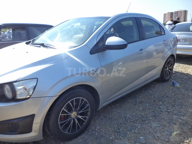 Chevrolet Aveo 2011, 165,000 km - 1.4 l - Gəncə