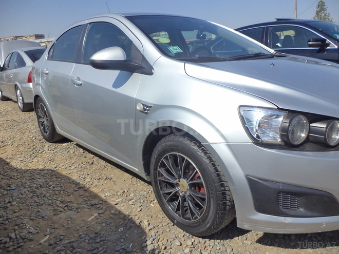 Chevrolet Aveo 2011, 165,000 km - 1.4 l - Gəncə