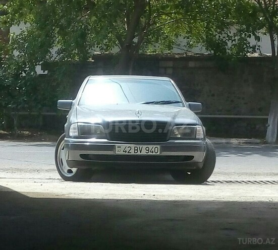 Mercedes C 180 1994, 300,000 km - 1.8 l - Lənkəran