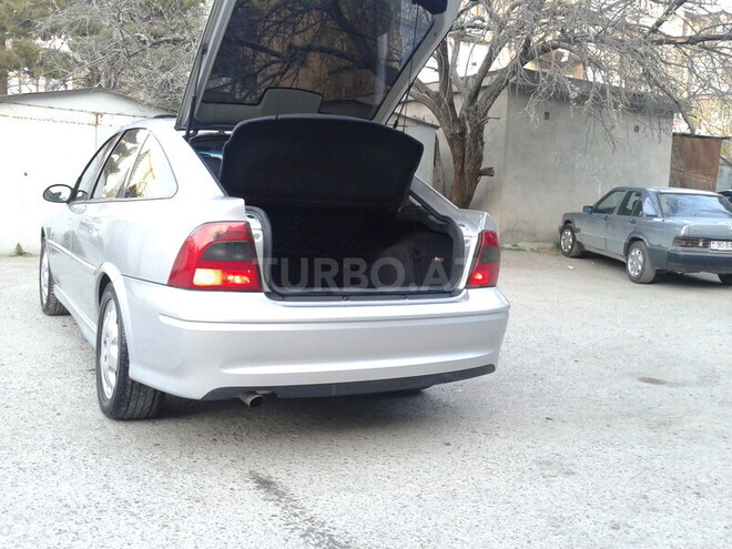 Opel Vectra 2001, 261,000 km - 2.2 l - Bakı